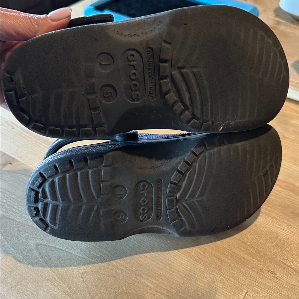 Crocs - Picture 4 of 7